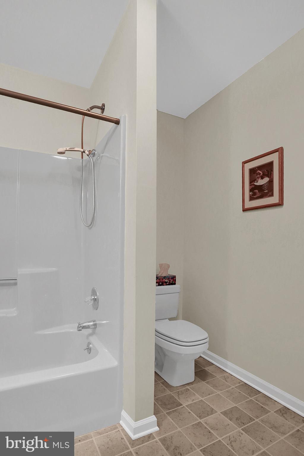 395 Tri Hill Road York, PA 17403 - Photo 14 of 32