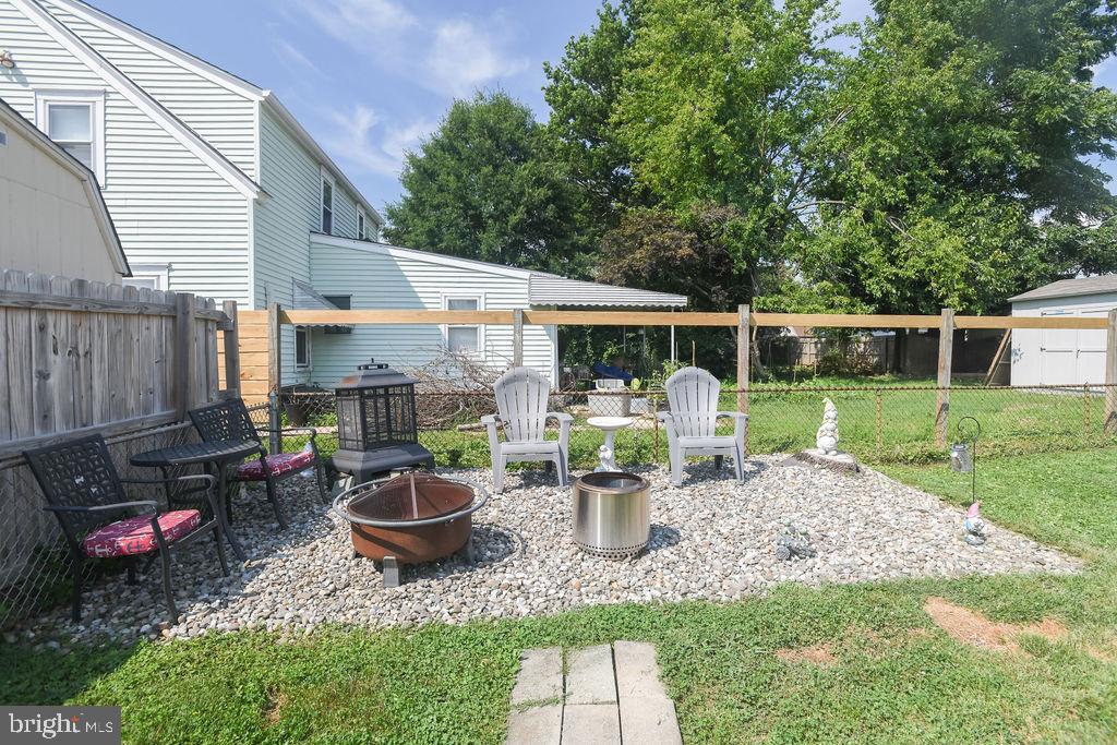 107 Boxwood Road Wilmington, DE 19804 - Photo 19 of 21 Perfect Firepit Area