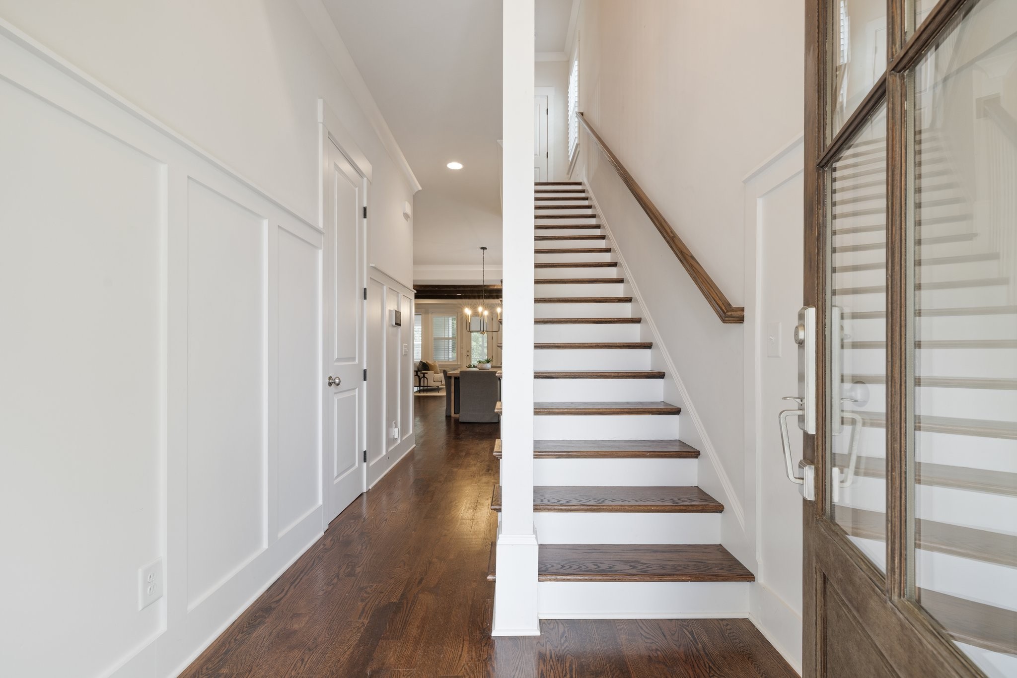 5543 Knob Road Nashville, TN 37209 - Photo 5 of 64 a view of a hallway with wooden floor and entryway
