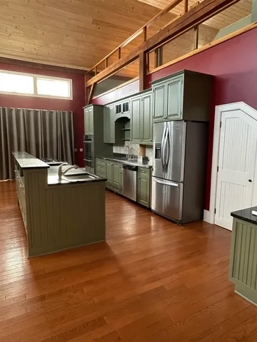 $1,200,000 | 2112 Middle Road, Salisbury, VT 05769