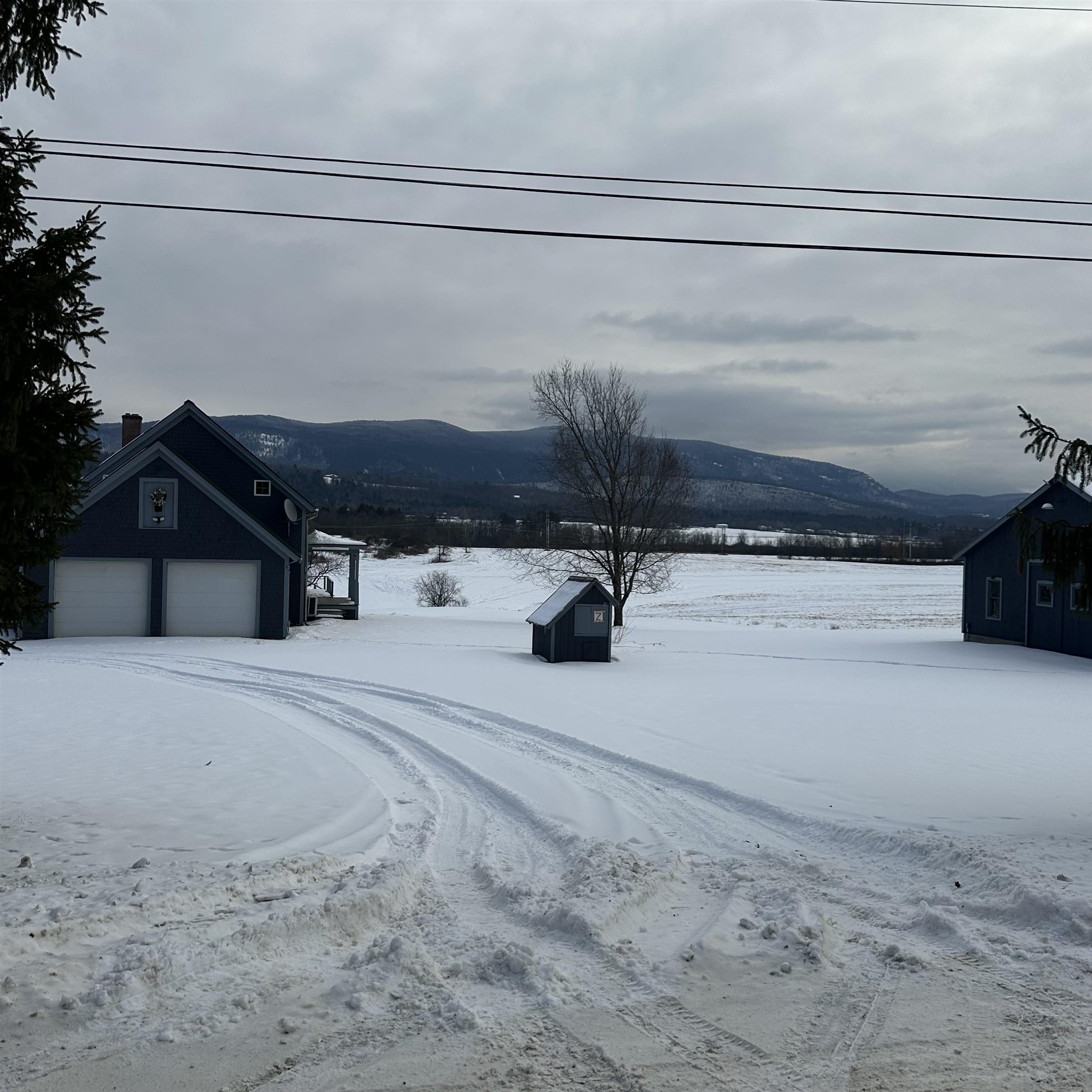 2112 Middle Road Salisbury, VT 05769 - Photo 6 of 55