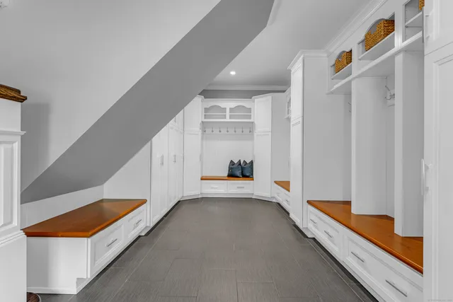 a view of an entryway