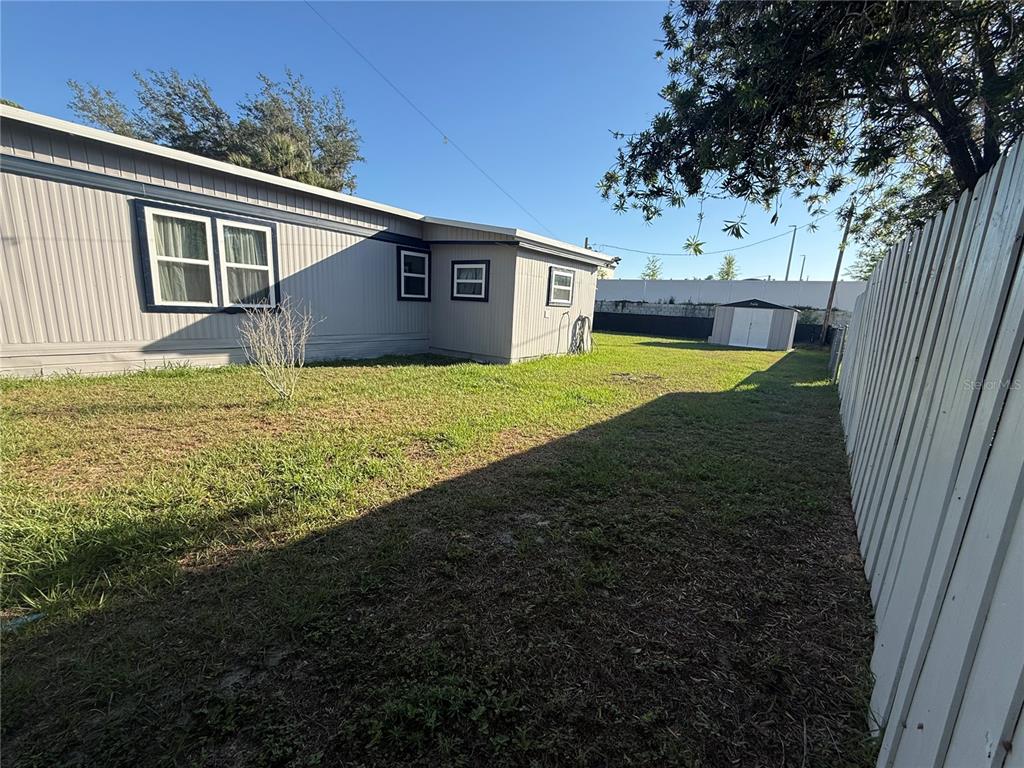 16715 Southeast 101st Ct Road Summerfield, FL 34491 - Photo 7 of 31