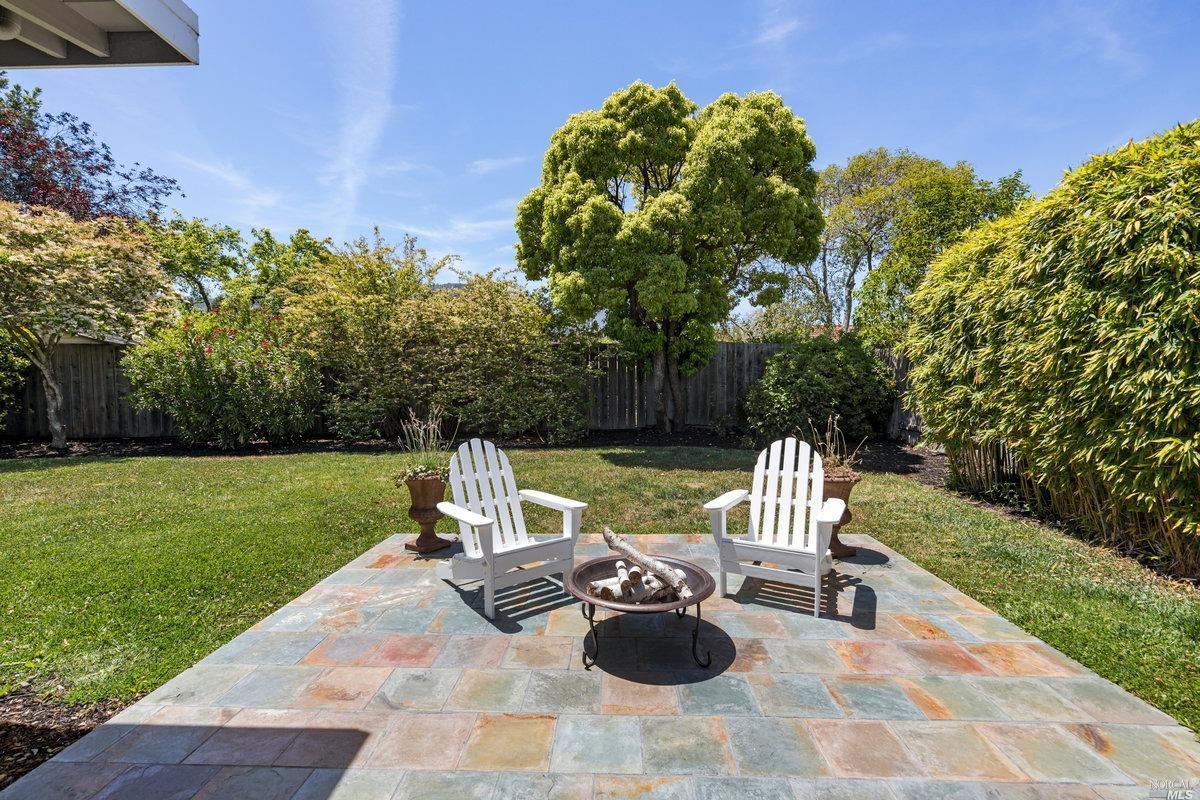 8 Lakeside Drive Corte Madera, CA 94925 - Photo 19 of 22