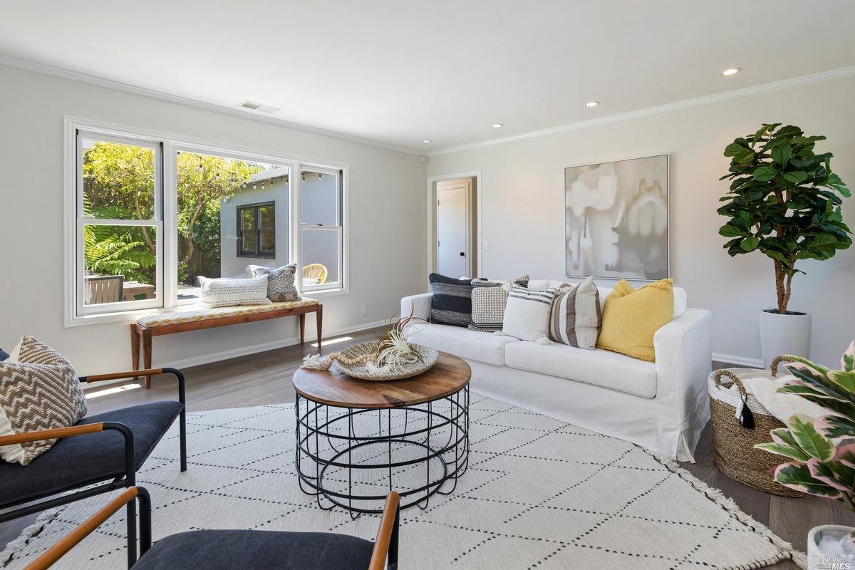 8 Lakeside Drive Corte Madera, CA 94925 - Photo 9 of 22