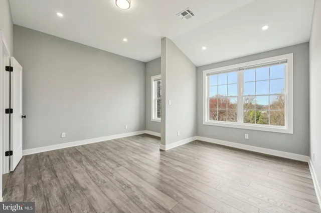 $2,795 | 2421 Bristol Road, Unit 305, Warrington, PA 18976