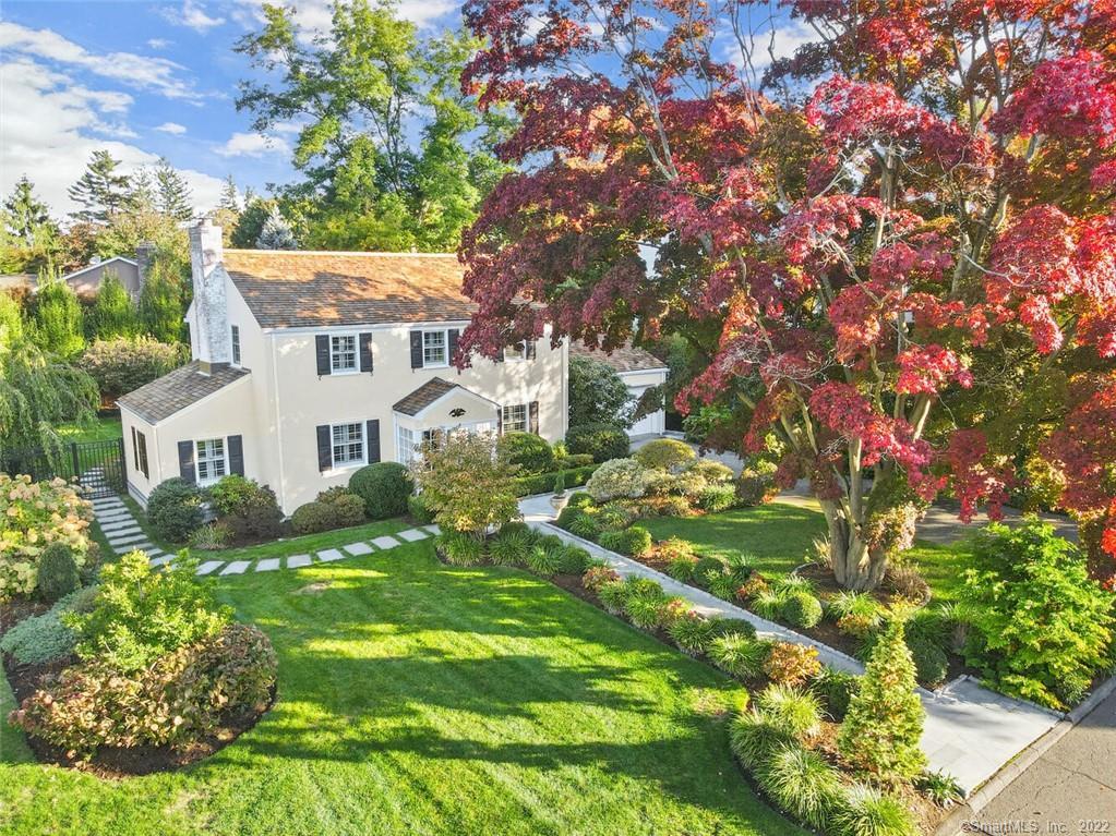 Shippan Point beauty with deeded beach rights!