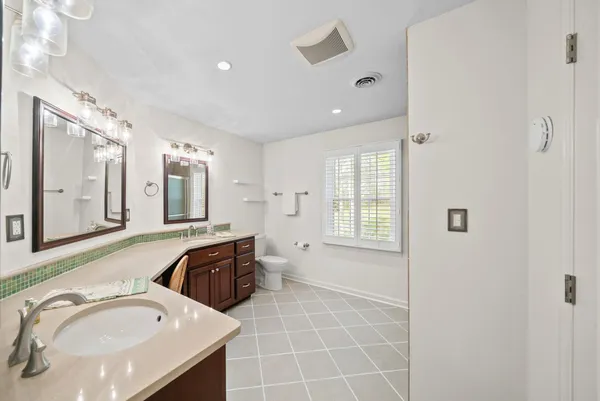 $755,900 | 815 Shady Bluff Trail, Clarksville, TN 37043