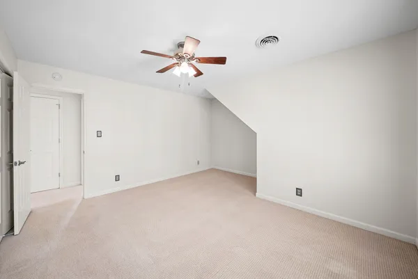 $755,900 | 815 Shady Bluff Trail, Clarksville, TN 37043