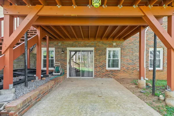 $755,900 | 815 Shady Bluff Trail, Clarksville, TN 37043