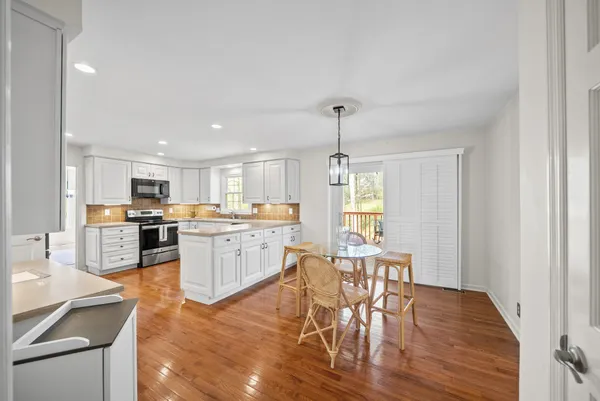 $755,900 | 815 Shady Bluff Trail, Clarksville, TN 37043