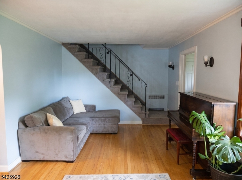 1386 Beverly Road Union, NJ 07083 - Photo 3 of 21