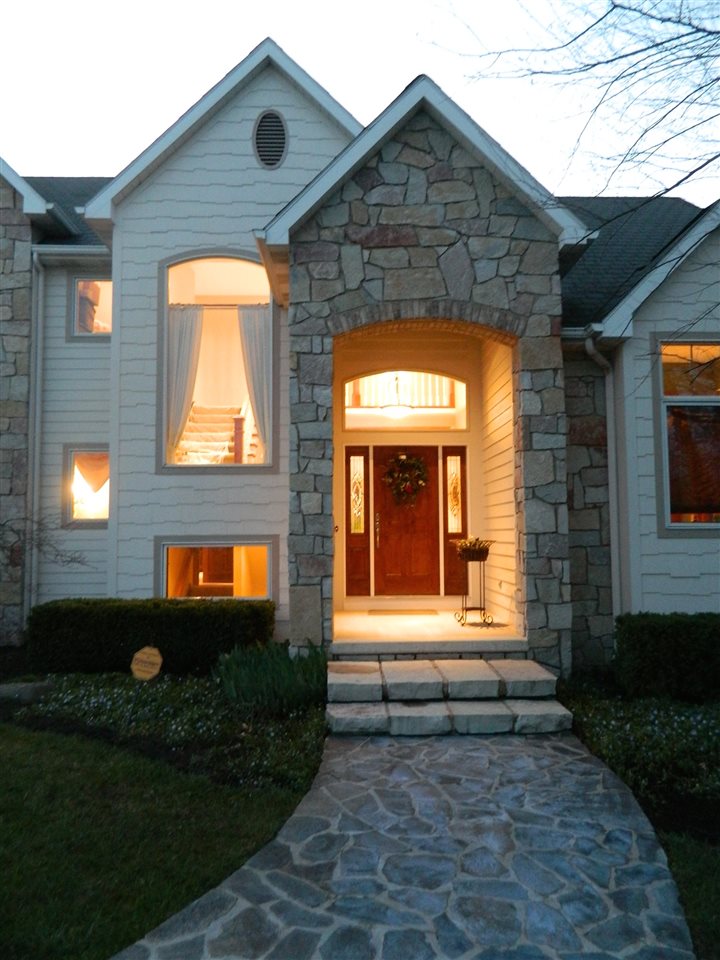 11017 St Joe Road Fort Wayne, IN 46835 - Photo 3 of 32