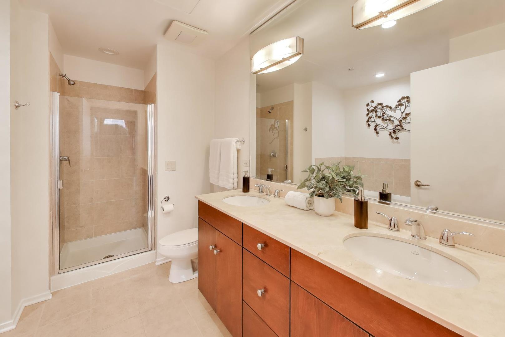 310 South Michigan Avenue, Unit 1013 Chicago, IL 60604 - Photo 20 of 39