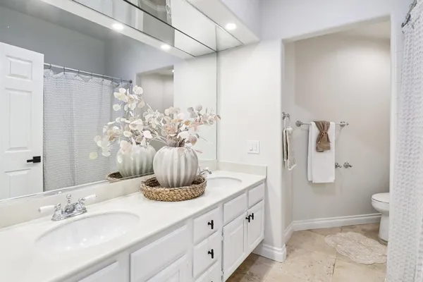 $1,375,000 | 4923 Amador Drive, Oceanside, CA 92056
