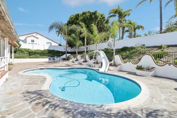$1,375,000 | 4923 Amador Drive, Oceanside, CA 92056