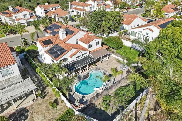 $1,375,000 | 4923 Amador Drive, Oceanside, CA 92056