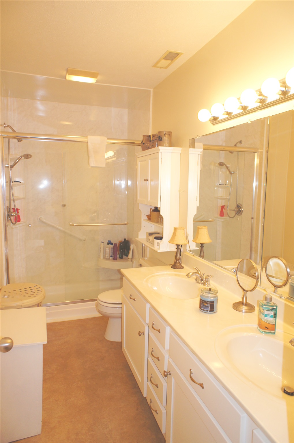 283 Ridgewood Lane Jasper, IN 47546 - Photo 13 of 15 Gallery Image 13