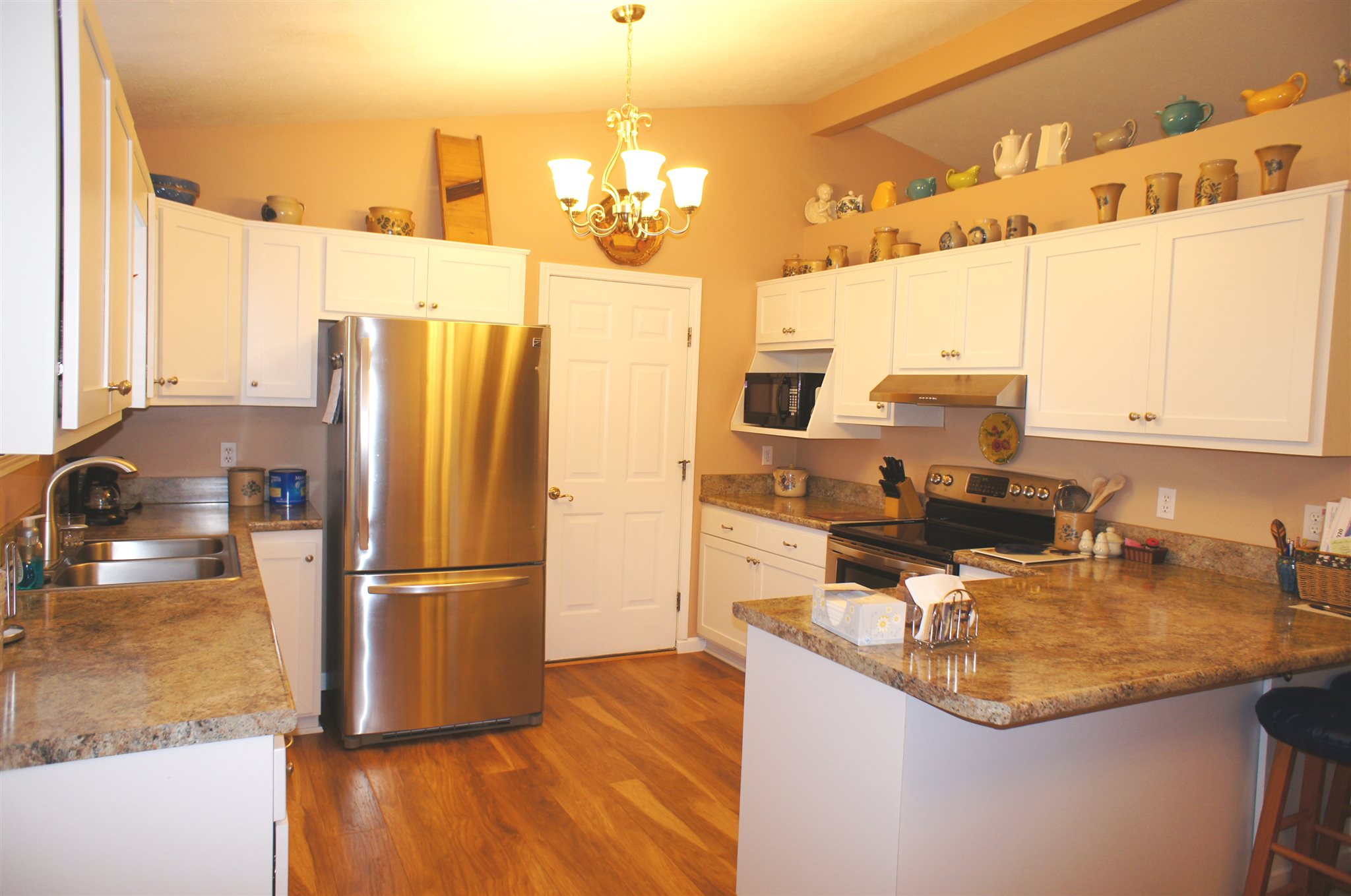 283 Ridgewood Lane Jasper, IN 47546 - Photo 4 of 15 Gallery Image 4