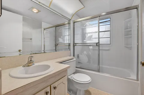 $105,000 | 52 Mansfield B, Unit B, Boca Raton, FL 33434