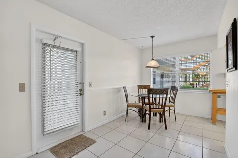 $105,000 | 52 Mansfield B, Unit B, Boca Raton, FL 33434