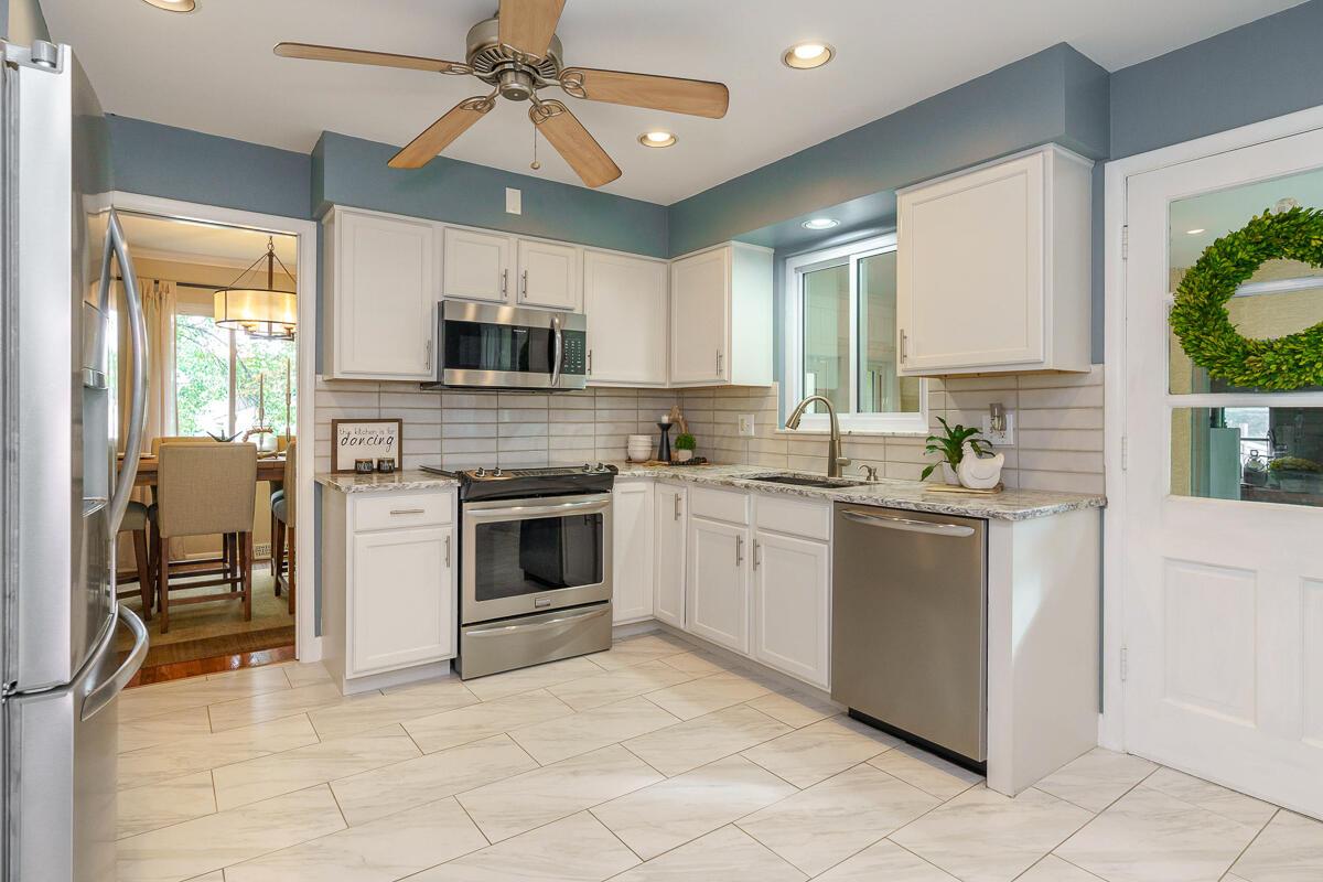 3090 North Star Road Columbus, OH 43221 - Photo 16 of 44 3090 Kitchen