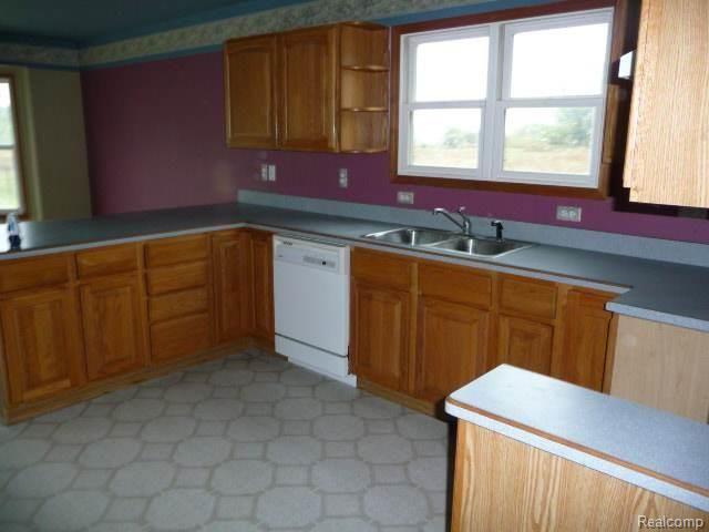 4252 Bishop Road Dryden, MI 48428 - Photo 6 of 13 6