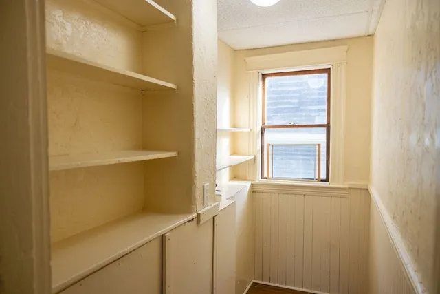 a view of a window in an empty room