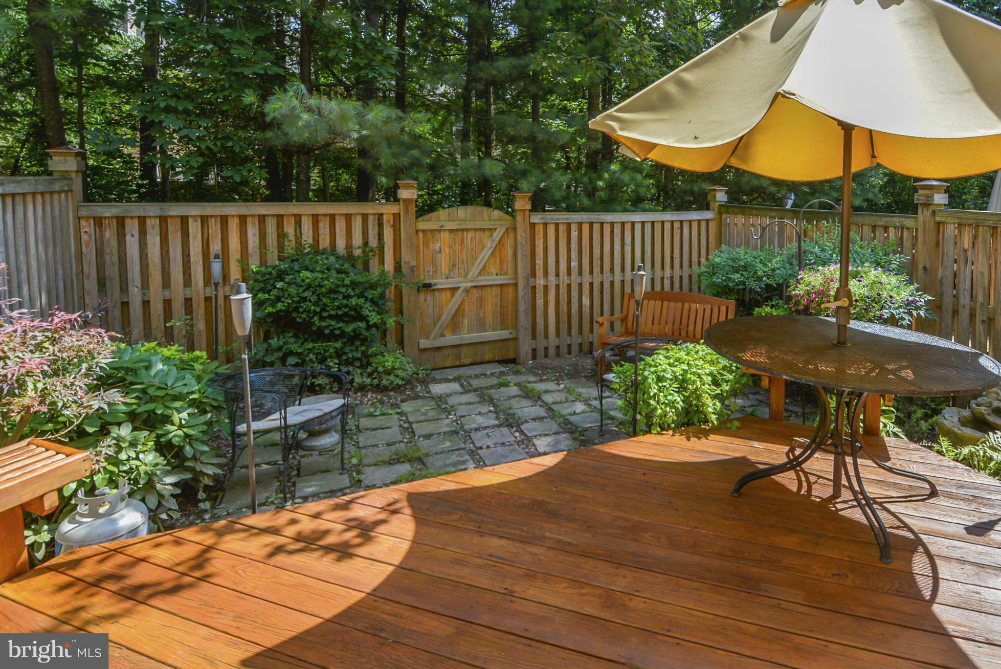 11717 Great Owl Circle Reston, VA 20194 - Photo 22 of 30 Deck and Patio