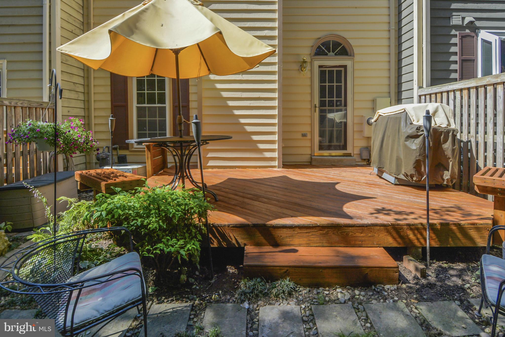 11717 Great Owl Circle Reston, VA 20194 - Photo 23 of 30 Deck and Patio