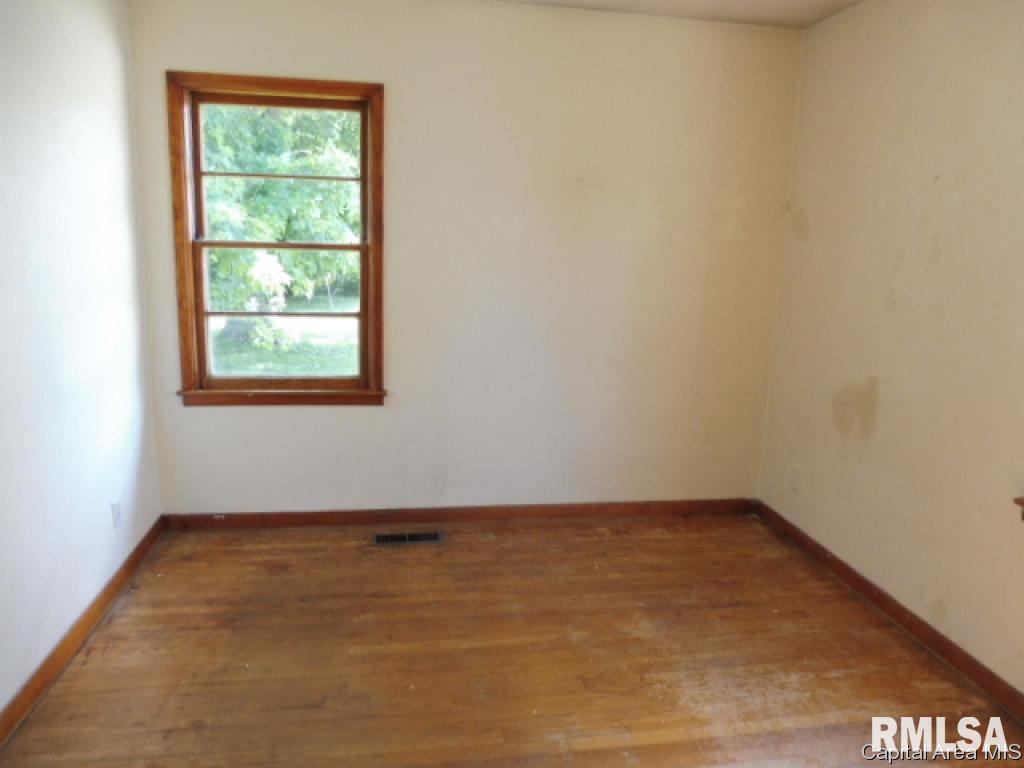 24 St Cabrini Court Springfield, IL 62702 - Photo 8 of 12 Gallery Image 8