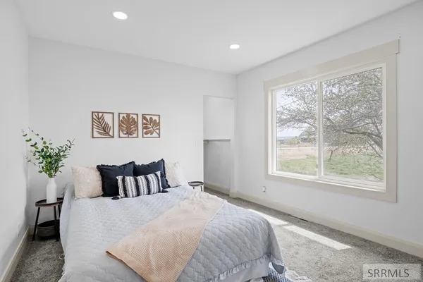 $420,000 | 7675 North 45th East, Idaho Falls, ID 83401