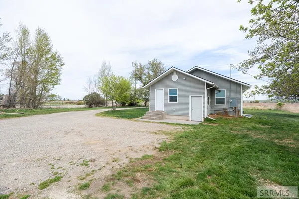 $420,000 | 7675 North 45th East, Idaho Falls, ID 83401