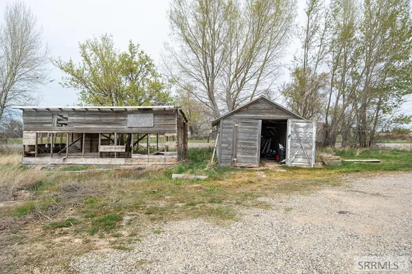 $420,000 | 7675 North 45th East, Idaho Falls, ID 83401