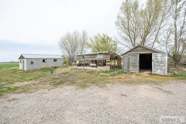 $420,000 | 7675 North 45th East, Idaho Falls, ID 83401