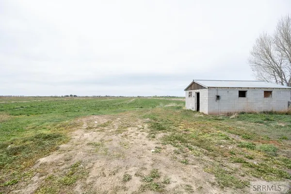$420,000 | 7675 North 45th East, Idaho Falls, ID 83401