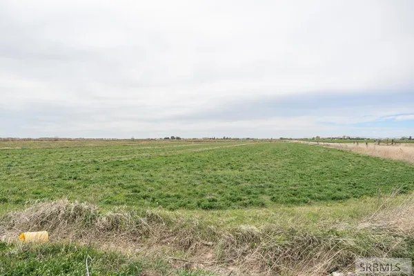 $420,000 | 7675 North 45th East, Idaho Falls, ID 83401