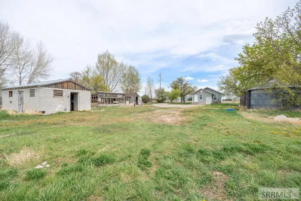 $420,000 | 7675 North 45th East, Idaho Falls, ID 83401