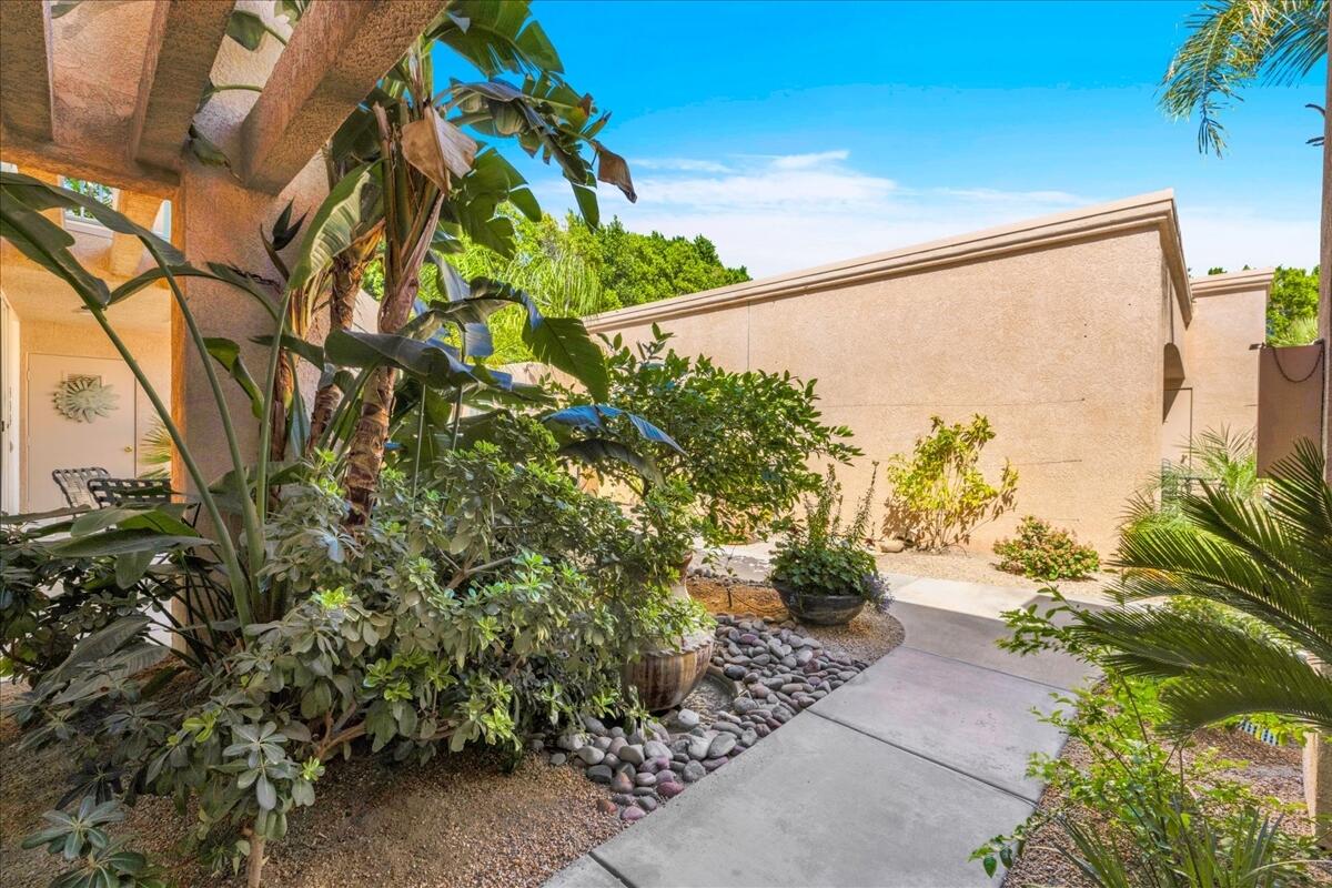 1555 North Chaparral Road, Unit 334 Palm Springs, CA 92262 - Photo 25 of 36