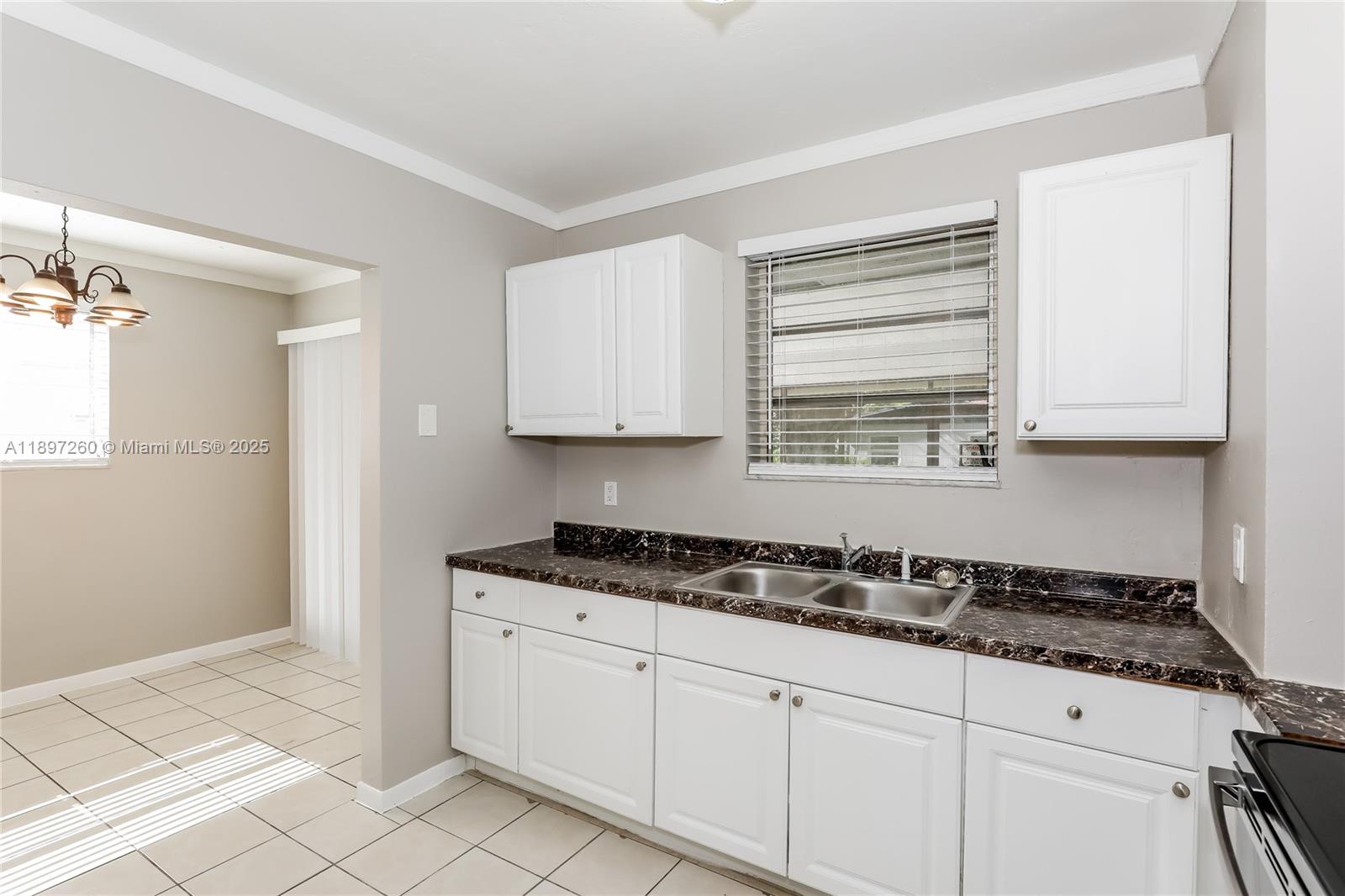 381 Northeast 164th Street Miami, FL 33162 - Photo 7 of 16