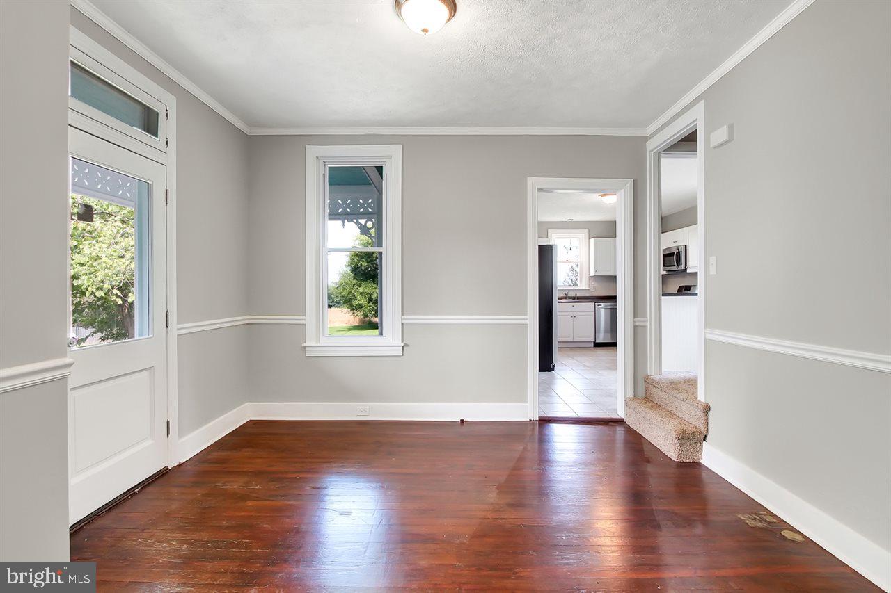 1705 Church Road York, PA 17408 - Photo 4 of 26