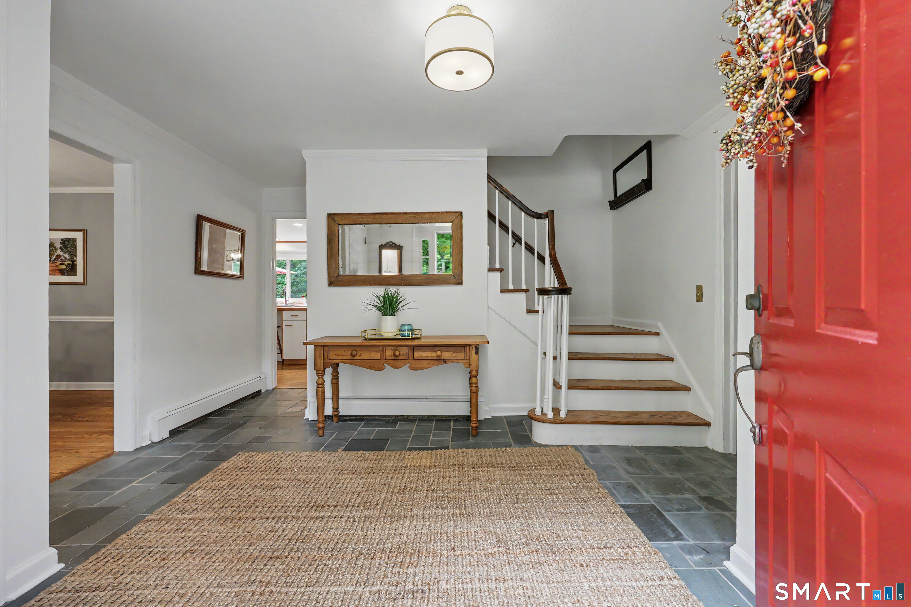 475 Eleven O'Clock Road Fairfield, CT 06824 - Photo 4 of 38 Gallery Image 4