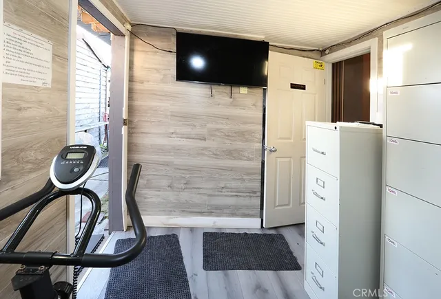 $2,990,000 | 17185 Pacific Coast Highway, Huntington Beach, CA 90742