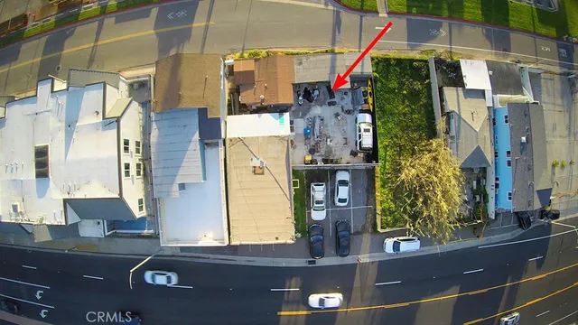 $2,990,000 | 17185 Pacific Coast Highway, Huntington Beach, CA 90742