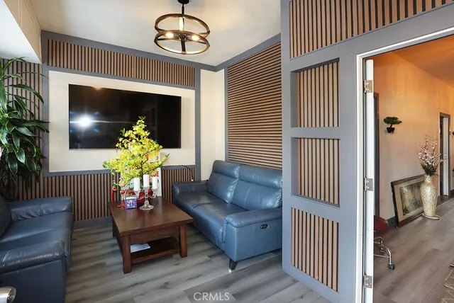 $2,990,000 | 17185 Pacific Coast Highway, Huntington Beach, CA 90742