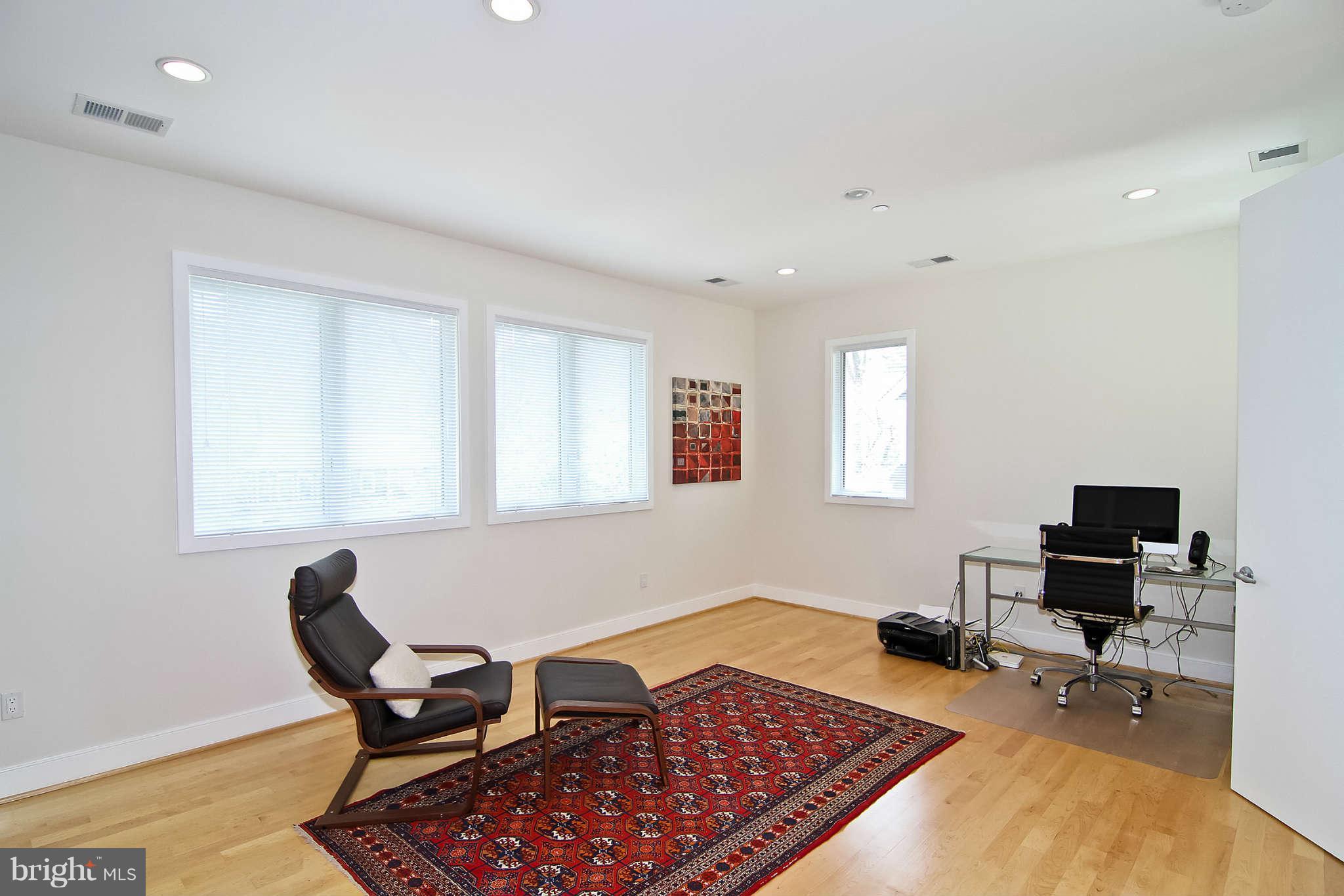 5610 Warwick Place Chevy Chase, MD 20815 - Photo 12 of 30 Spacious office or library