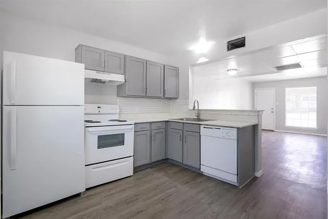 $1,095 | 307 Rose Street, Unit 311C, Arlington, TX 76010