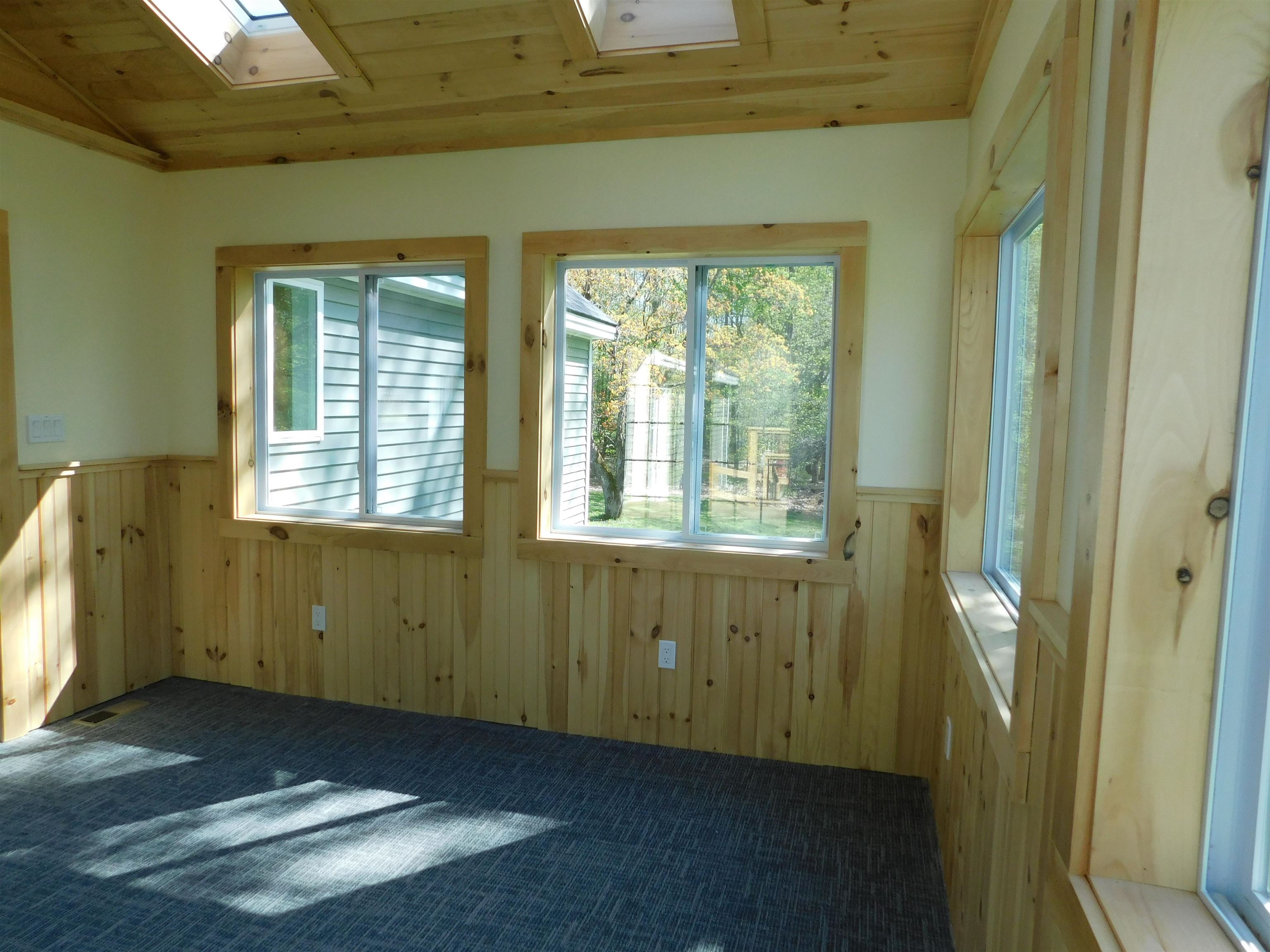 581 Vermont Rte 7b Central Clarendon, VT 05759 - Photo 11 of 40 Gallery Image 11