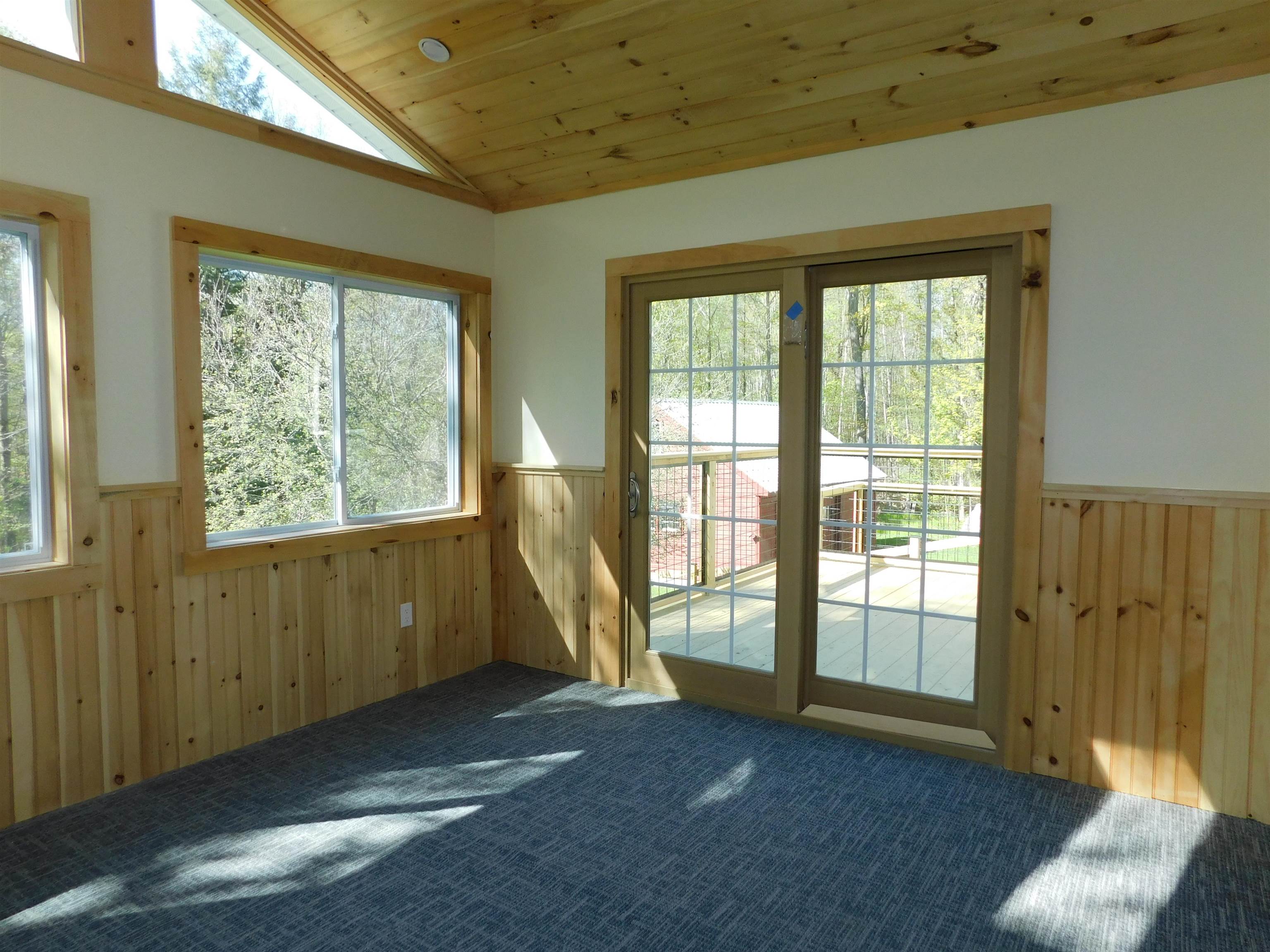 581 Vermont Rte 7b Central Clarendon, VT 05759 - Photo 14 of 40 Gallery Image 14