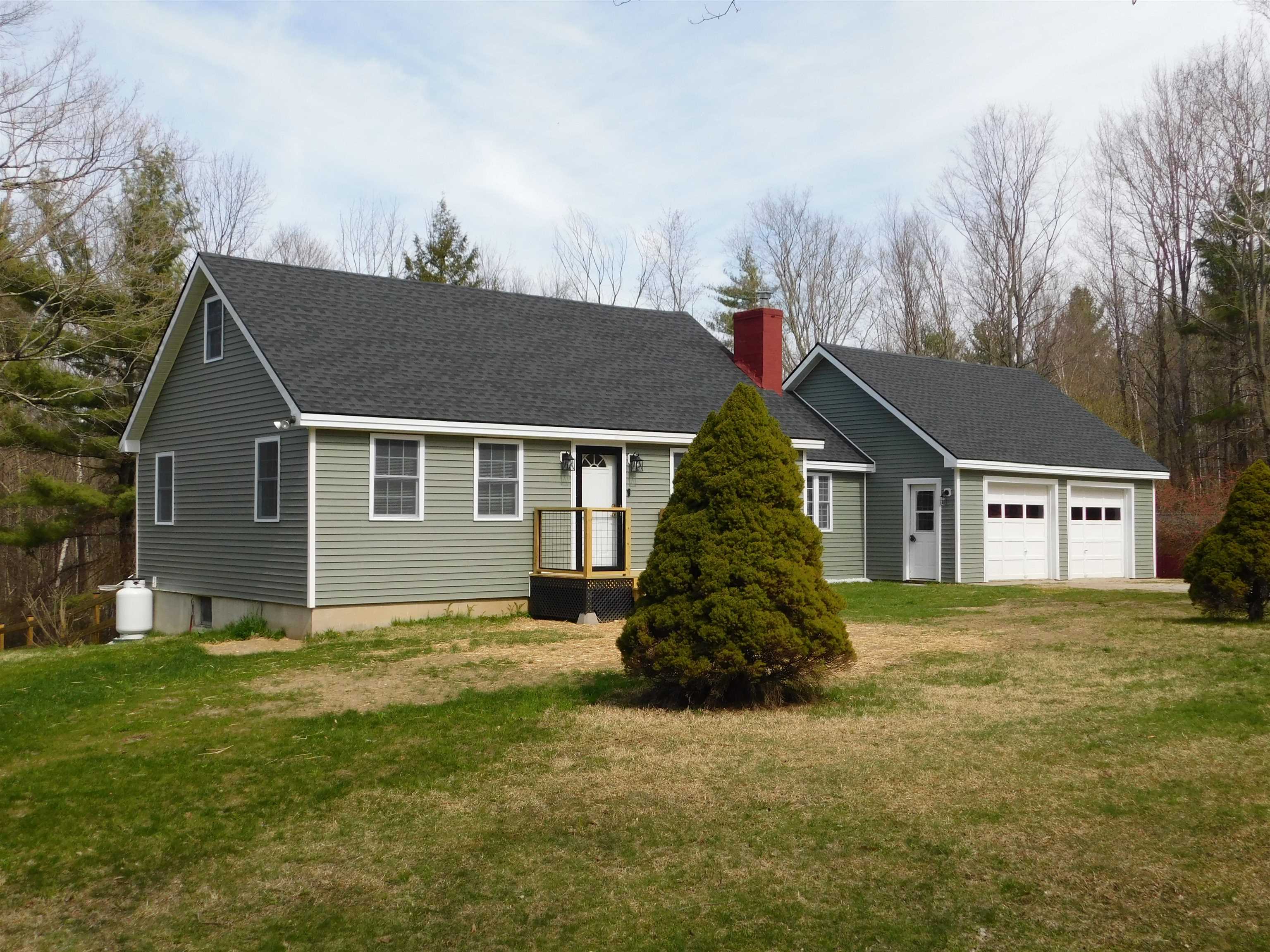 581 Vermont Rte 7b Central Clarendon, VT 05759 - Photo 2 of 40 Gallery Image 2